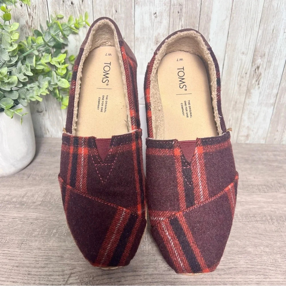 Toms Shoes - Plaid Tom’s Shoes